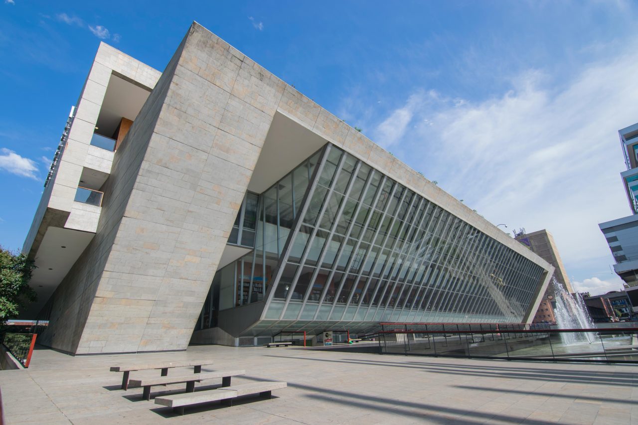 La Biblioteca EPM ganó premio internacional por su impacto en la inclusión y la innovación