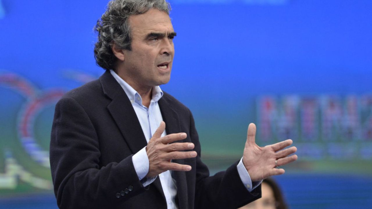 Sergio Fajardo anuncia su candidatura a la Presidencia de Colombia en 2026