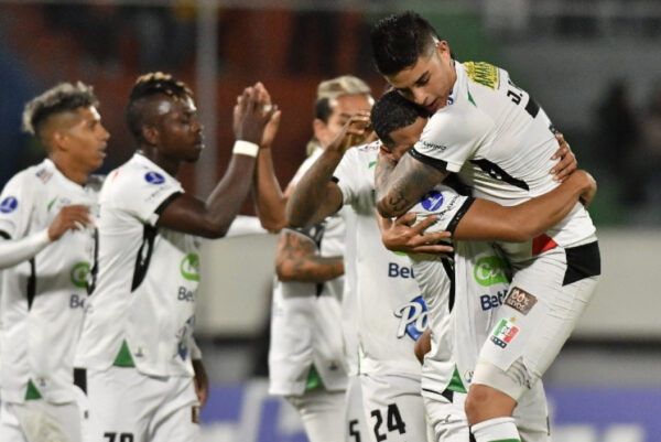 Arriero-Herrera-tras-triunfo-de-Once-Caldas-en-Sudamericana-Es-un-equipo-no-es-solo-Dayro-Moreno.jpg