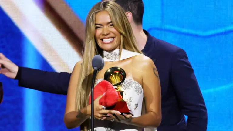 Karol G supera a Bad Bunny y se queda con el Latin Grammy de 'Canción del Año'