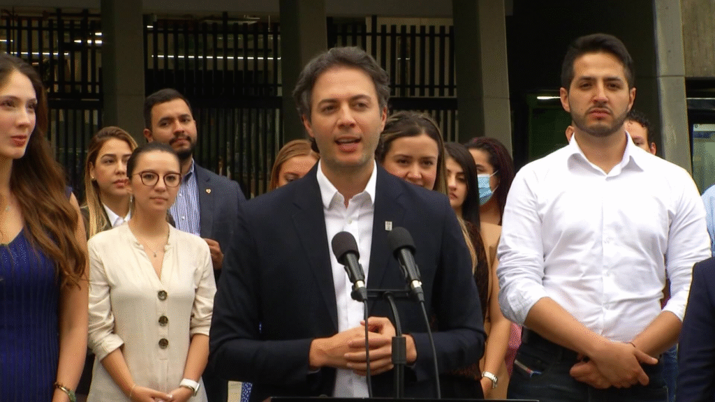 ¿Daniel Quintero contra las cuerdas? Fiscalía radicó escrito de acusación contra él y 9 de sus exfuncionarios por escándalo de Aguas Vivas