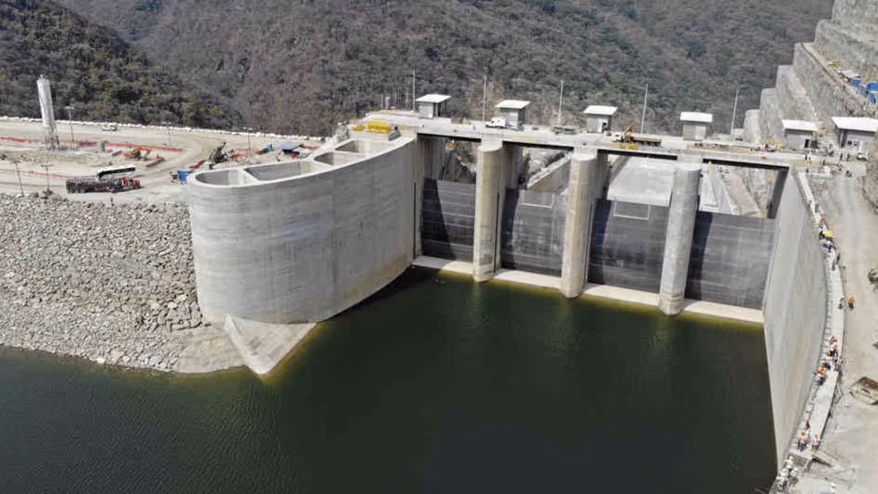 EPM desmintió señalamiento del presidente Petro responsabilizando a las represas por inundaciones