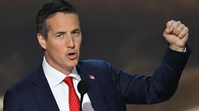 Senador republicano Bernie Moreno sería observador de EE.UU en las elecciones presidenciales del 31 de mayo.webp